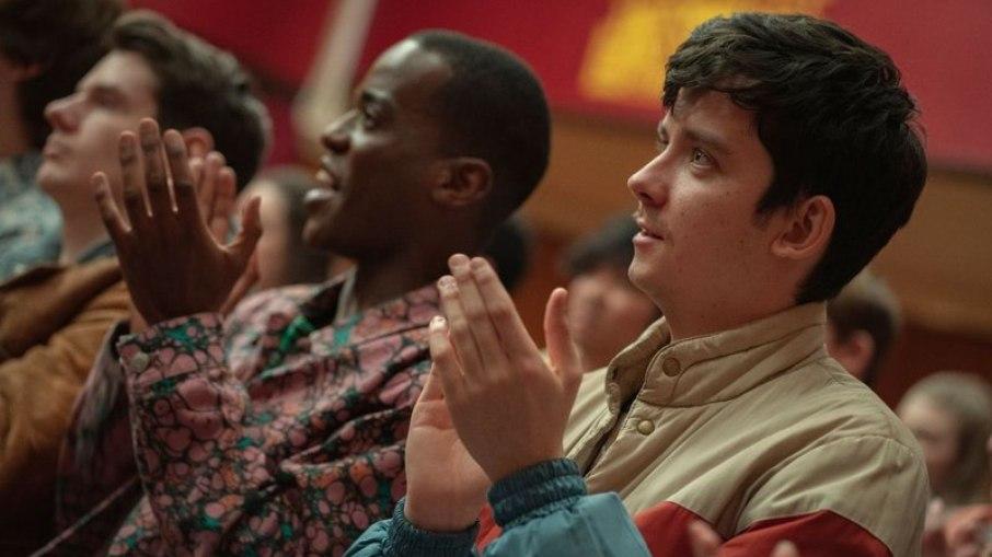 Fãs reagem enlouquecidos à estreia da 3ª temporada de Sex Education