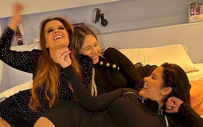Marília Mendonça e a dupla Maiara e Maraísa lançam novo single em motel
