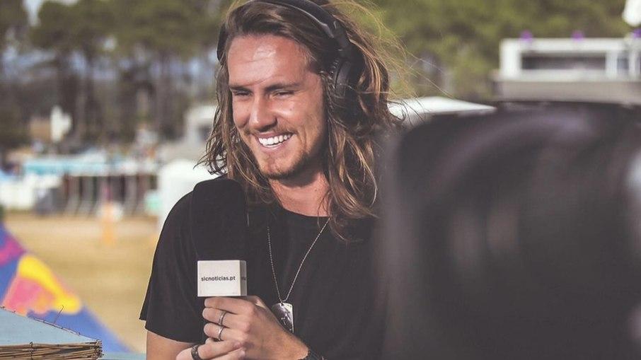 Prestes a estrear no Show dos Famosos, Vitor Kley lança novo videoclipe infantil