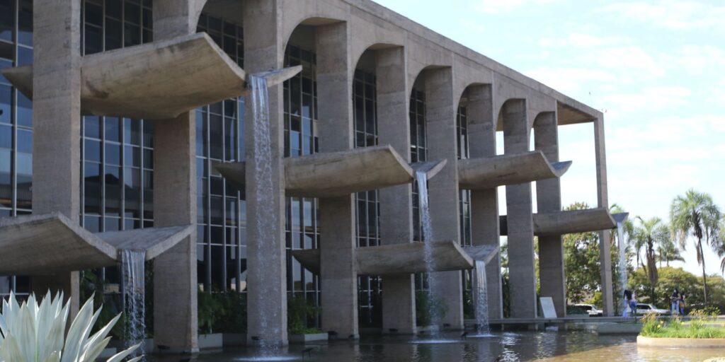 Audiência do Ministério da Justiça debate Lei do Superendividamento