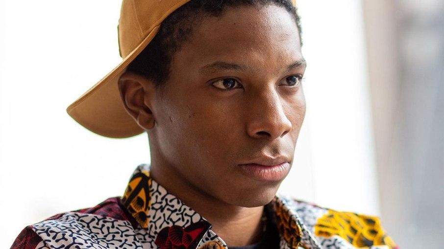 Ex-BBB Lucas Penteado flagra traição de noiva com segurança e expõe tudo em live