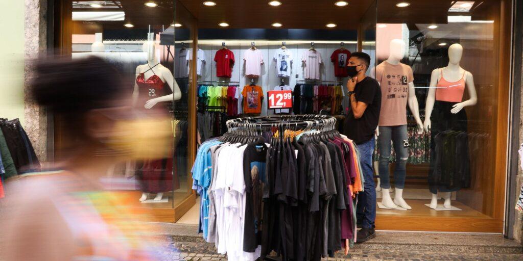 FGV: indicador de emprego volta a cair em setembro