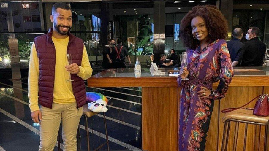 Gil do Vigor e Thelminha relembram momento inesquecíveis do 'BBB'