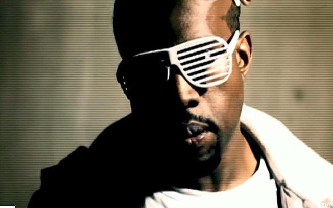 Kanye West muda seu nome artístico para 