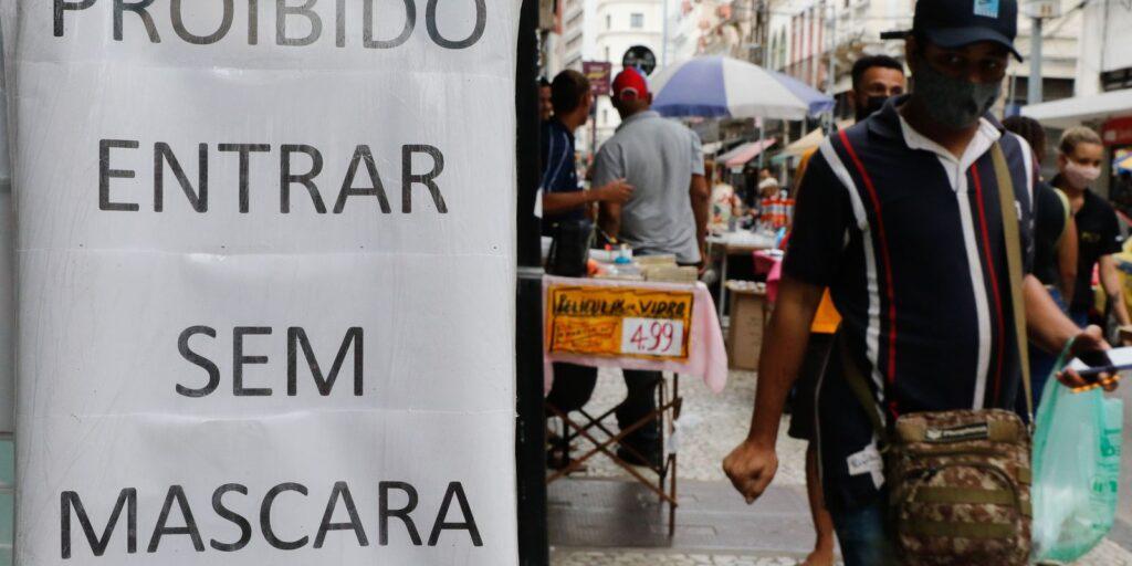 Na Câmara, especialistas defendem uso de máscaras mesmo com vacinação