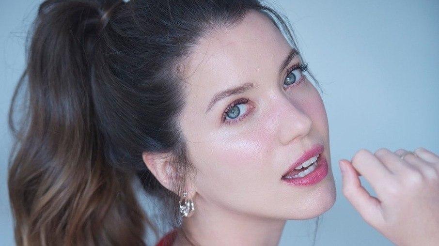 Nathalia Dill é demitida da Globo após 14 nos