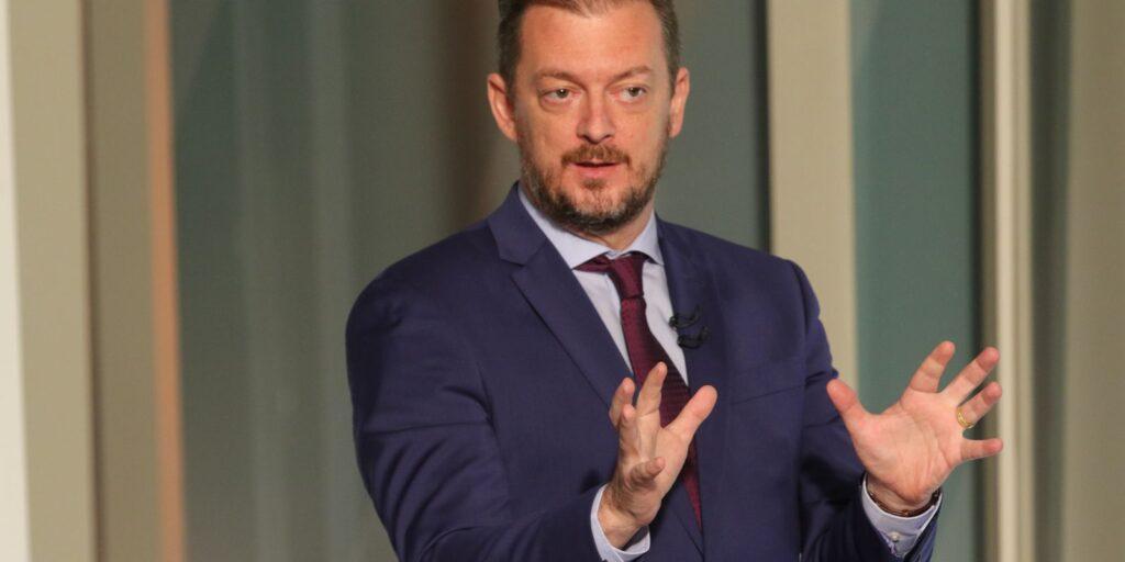 Sem Censura desta segunda-feira recebe Andrew Parsons