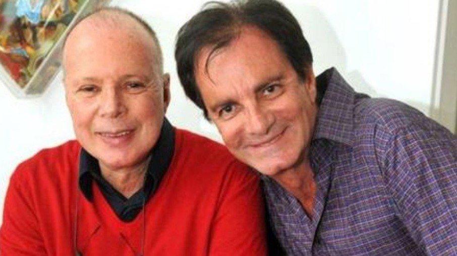 Viúvo de Gilberto Braga recebe homenagens: 