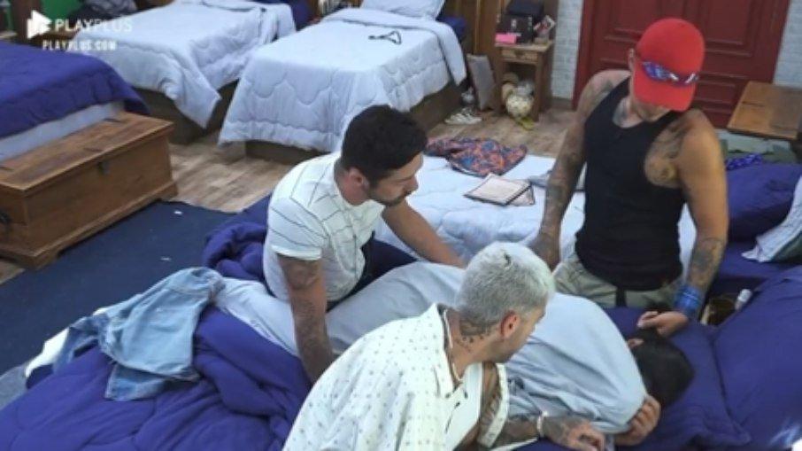 'A Fazenda 13': Mileide chora e se desespera após Marina cortar seu cabelo