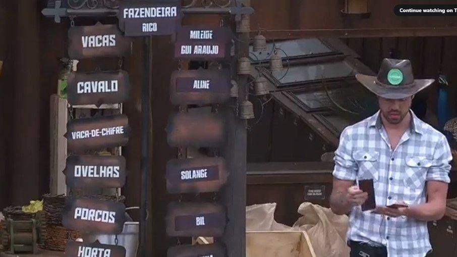 A Fazenda 13: Rico Melquiades cita BBB ao delegar tarefas pacificamente