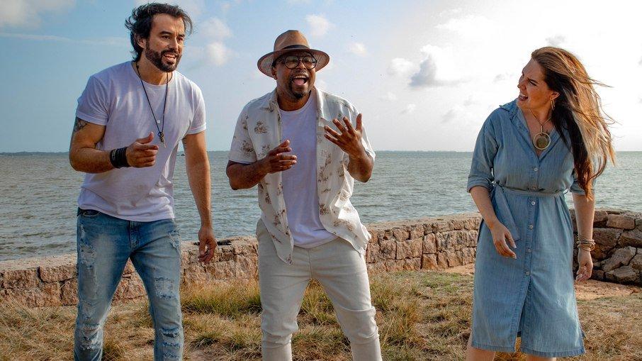 Buchecha grava feat com Rafaella Guarany, ex-assistente de Bial no 