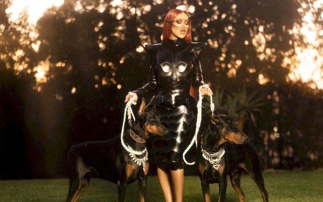 Christina Aguilera lança a balada em espanhol 