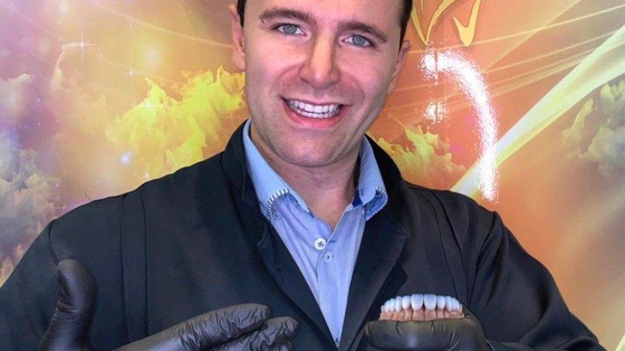 Dentista Rodrigo Vieira alerta para riscos de lentes mal colocadas