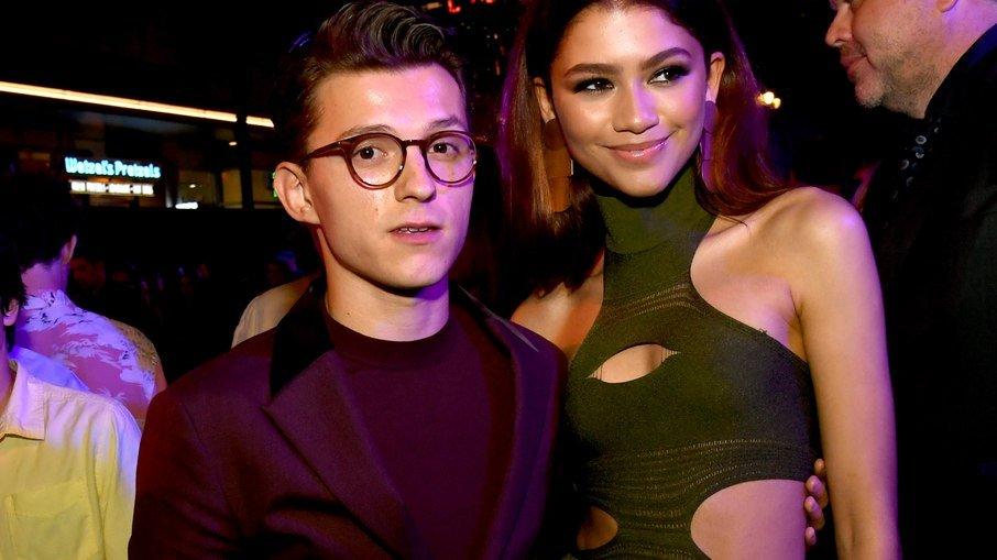 É oficial! Tom Holland e Zendaya assumem romance