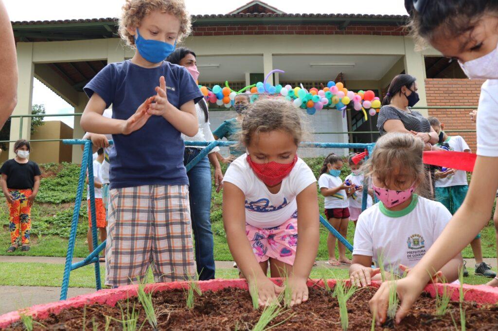 Escola municipal utiliza premiação para ampliar refeitório e construir nova horta