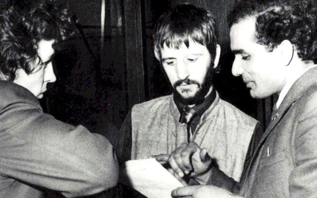 Faixa inédita gravada por George Harrison e Ringo Starr é disponibilizada no YouTube