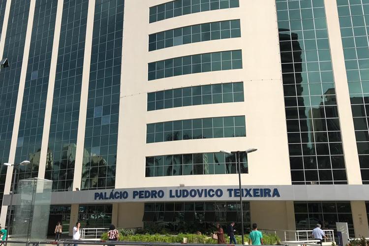 Goiás tem 922.992 casos e 24.416 mortes
