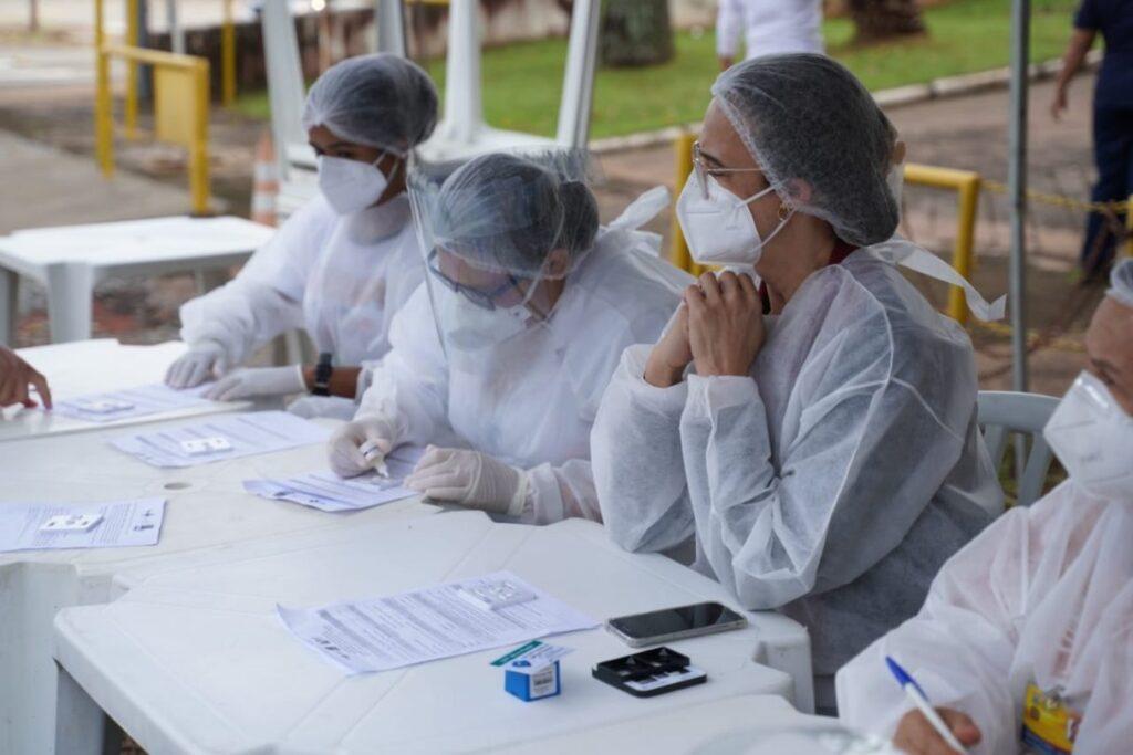 Goiás tem 935.057 casos de Covid-19 e 24.512 mortes