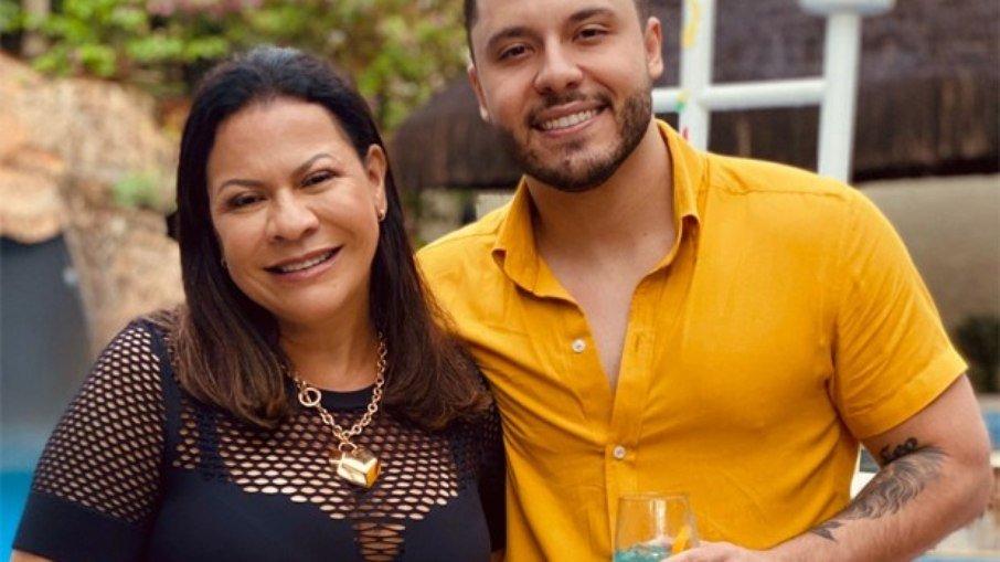 Mãe de Marília Mendonça vai dividir guarda de Léo com Murilo Huff e nega briga