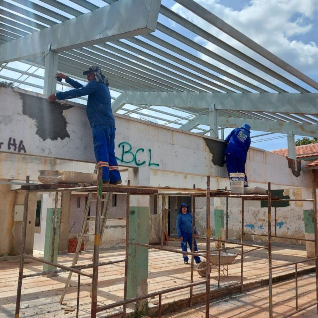 Obras de escola no Crimeia Leste são retomadas