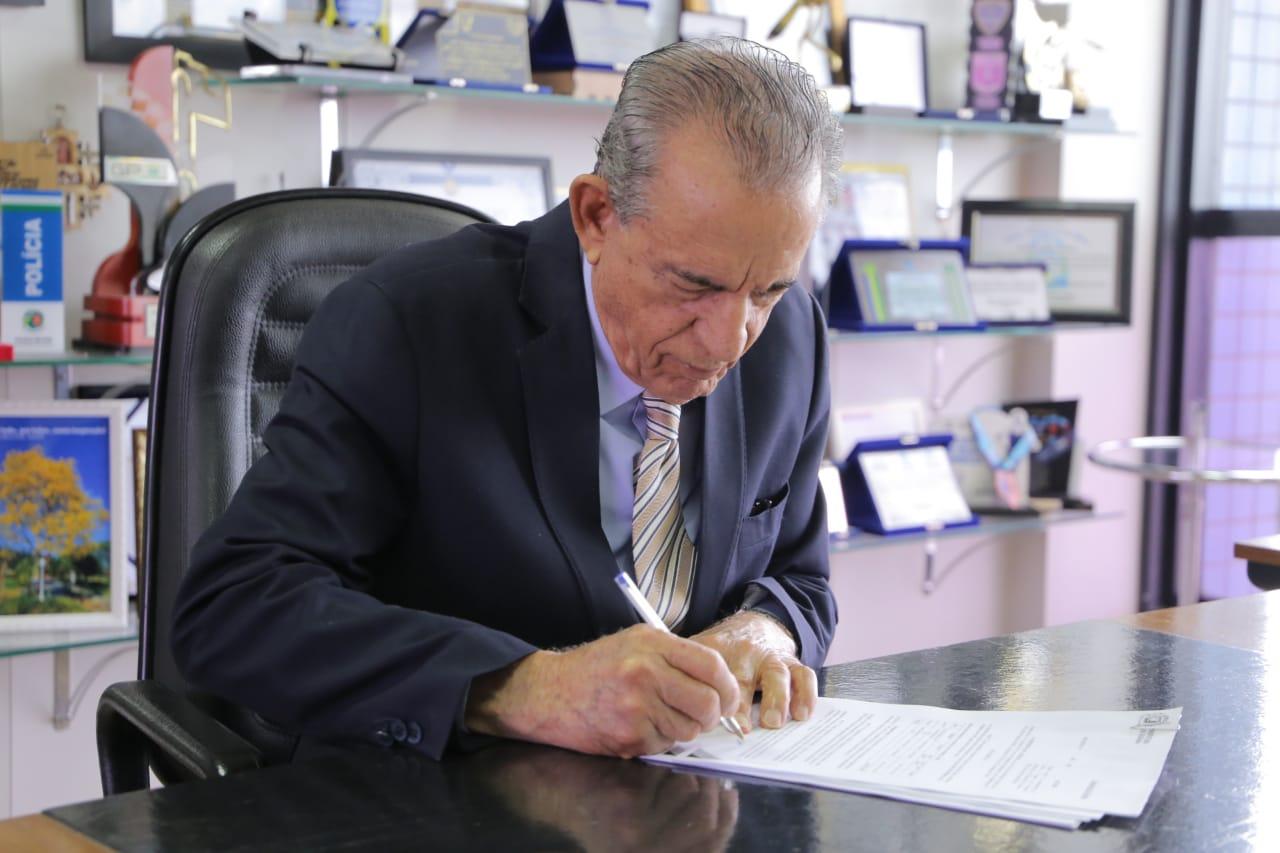 Palácio das Esmeraldas pode ter mudança de nome em homenagem a Iris Rezende