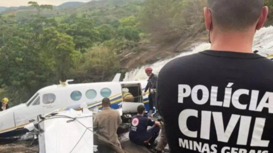 Polícia investiga responsabilidade criminal em acidente de avião de Marília