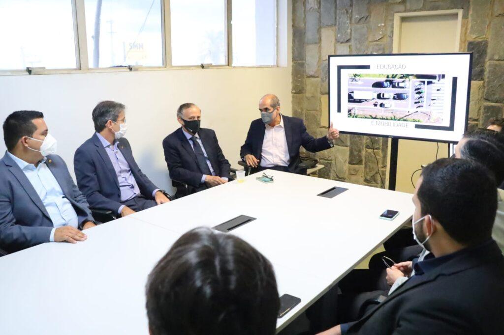 Prefeitura apresenta projetos de mobilidade à Secretaria Nacional de Trânsito