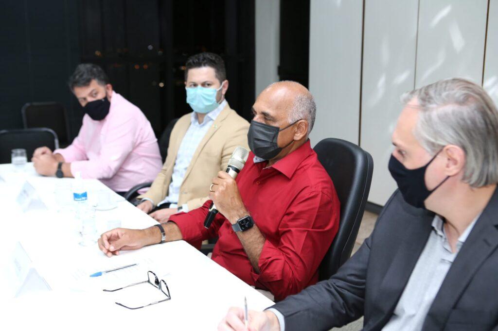 Prefeitura busca apoio do setor produtivo para ampliar imunização