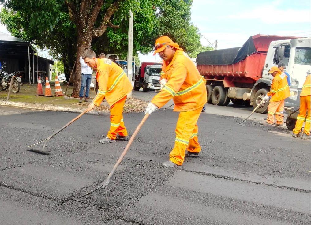 Prefeitura realiza serviços de infraestrutura e manutenção durante Mutirão Iris Rezende
