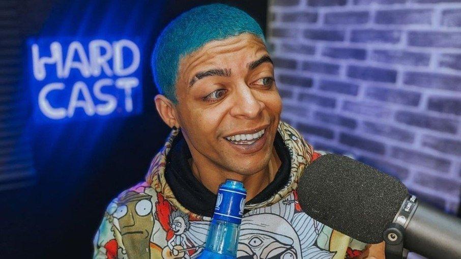 Youtuber investigado em escândalo de vacinas é condenado após aplicar trote