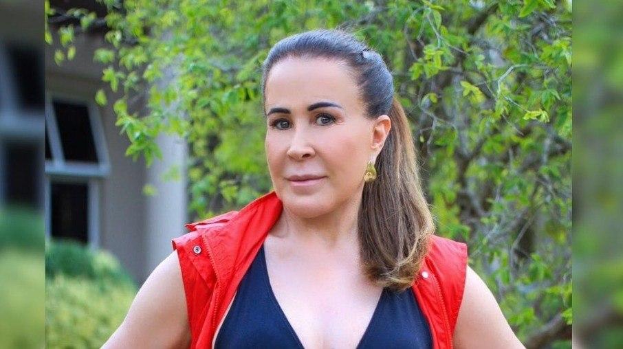 Zilu Camargo ostenta corpo sarado aos 63 anos