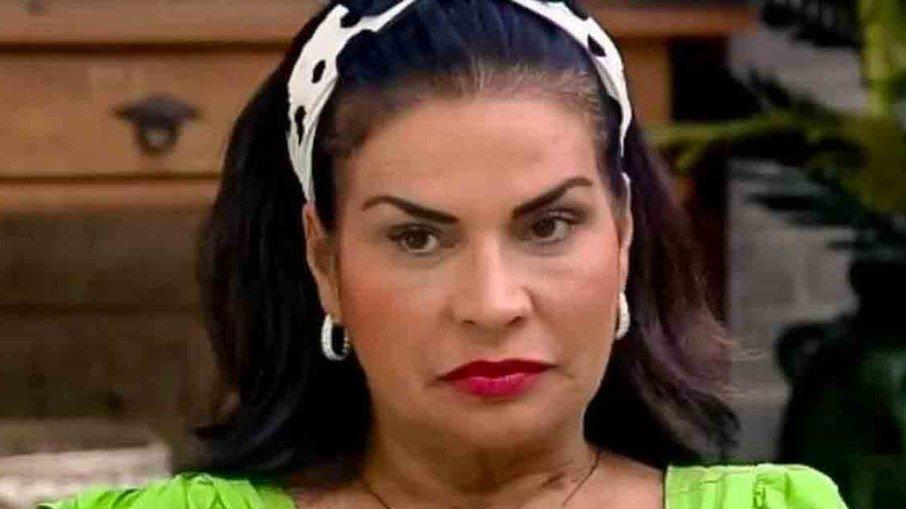 A Fazenda 13: Solange Gomes foi excluída de escola de samba por não ter dinheiro