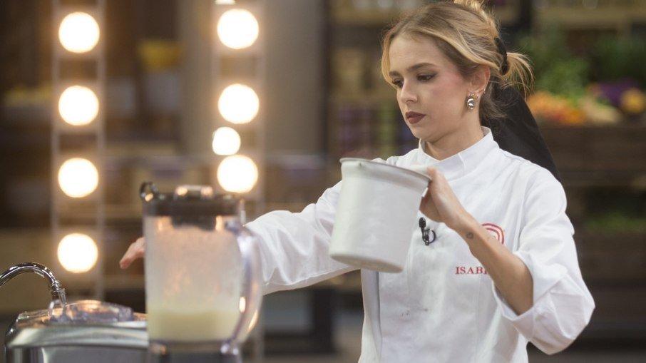 Após trabalhar na Globo, campeã do MasterChef desiste de ser atriz