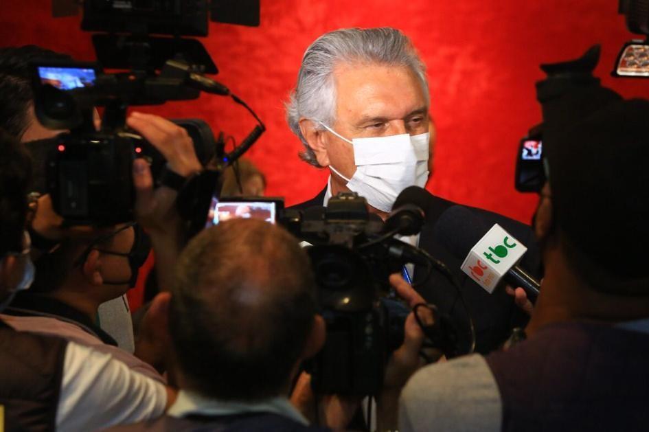 Caiado destaca trabalho da imprensa na pandemia