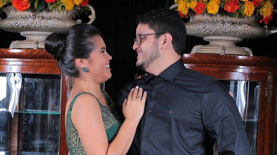 Esposa de Maurílio comenta recuperação do cantor: 