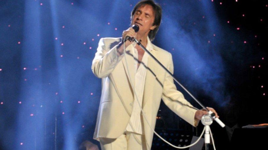 Globo confirma especial de fim de ano inédito com Roberto Carlos