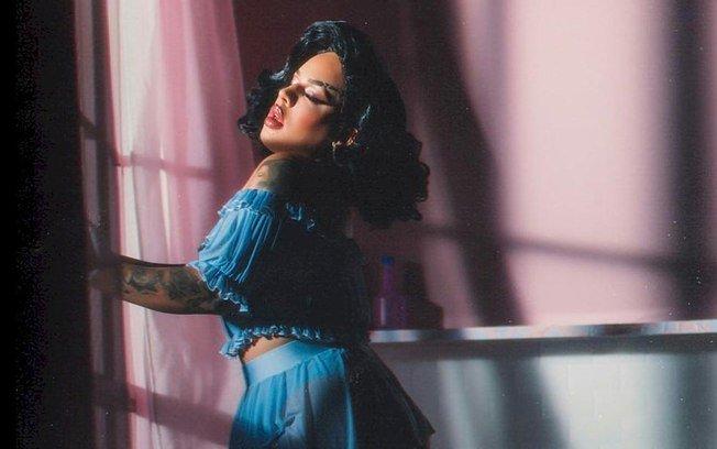 Gloria Groove lança 'A Queda' e 'Leilão' com versões em remix piseiro