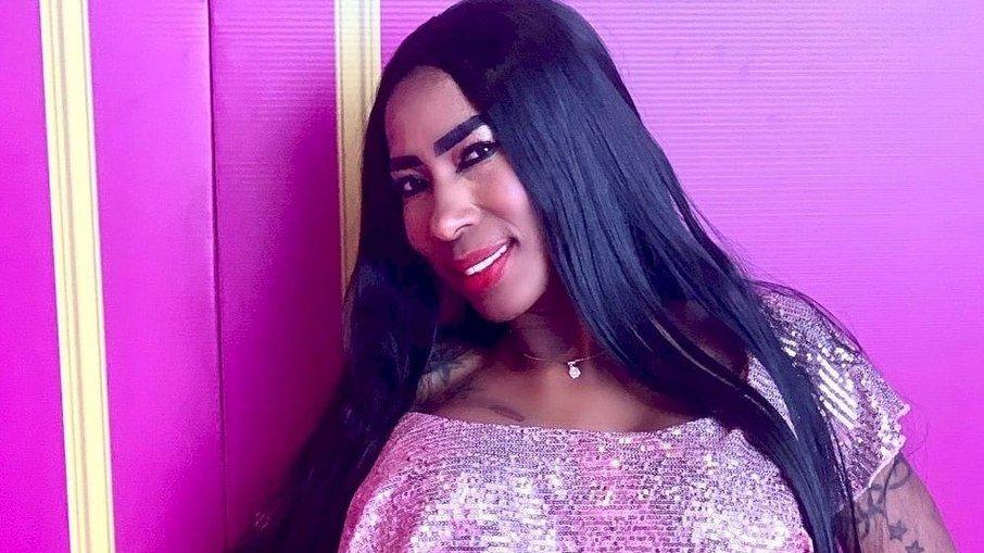 Inês Brasil implora por vaga no BBB22: 