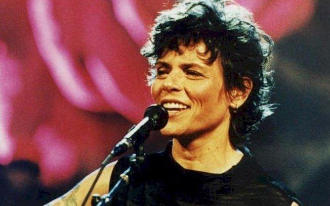 Itaú Cultural revisita o estilo e a personalidade de Cássia Eller