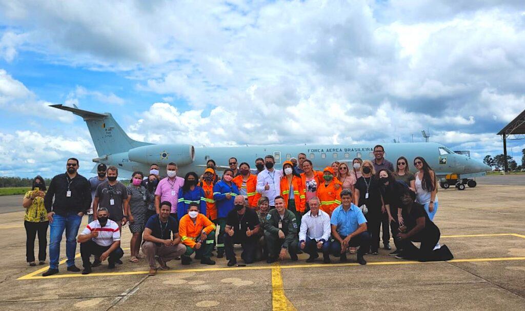 Prefeitura promove visitação de colaboradores em base aérea de Anápolis