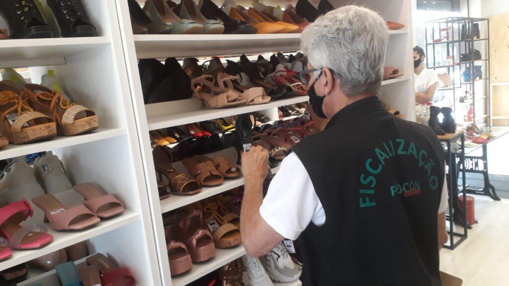 Procon orienta sobre compra de presentes de Natal