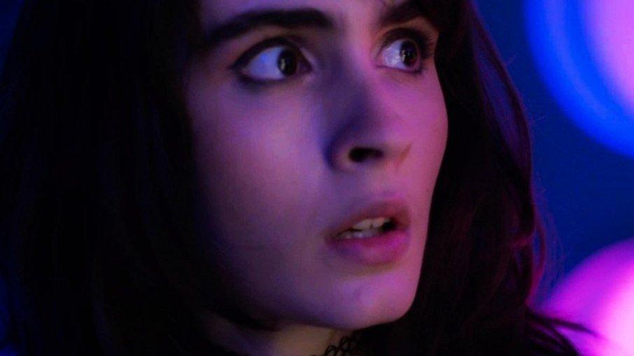 Quanto Mais Vida Melhor: Paula tenta comprar santa para salvar Flávia