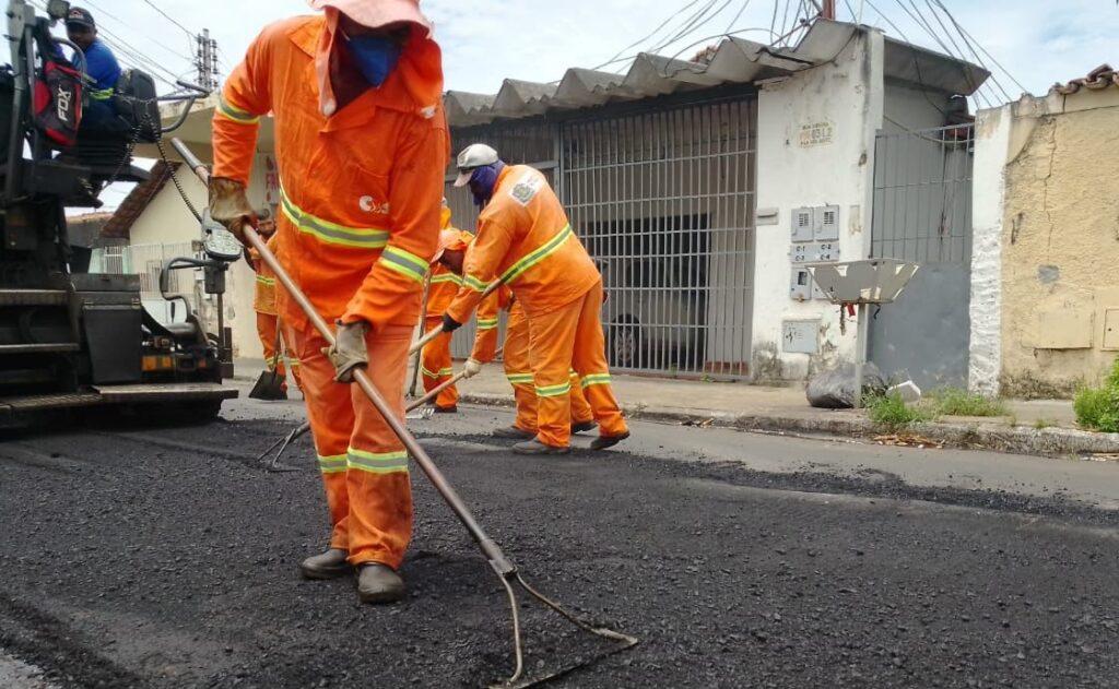 Reconstrução asfáltica avança no Jardim Novo Mundo, Jardim Europa e Vila Americano do Brasil