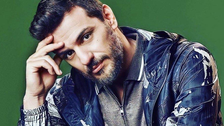 Rodrigo Lombardi estrela montagem teatral com papel que já foi de Deep