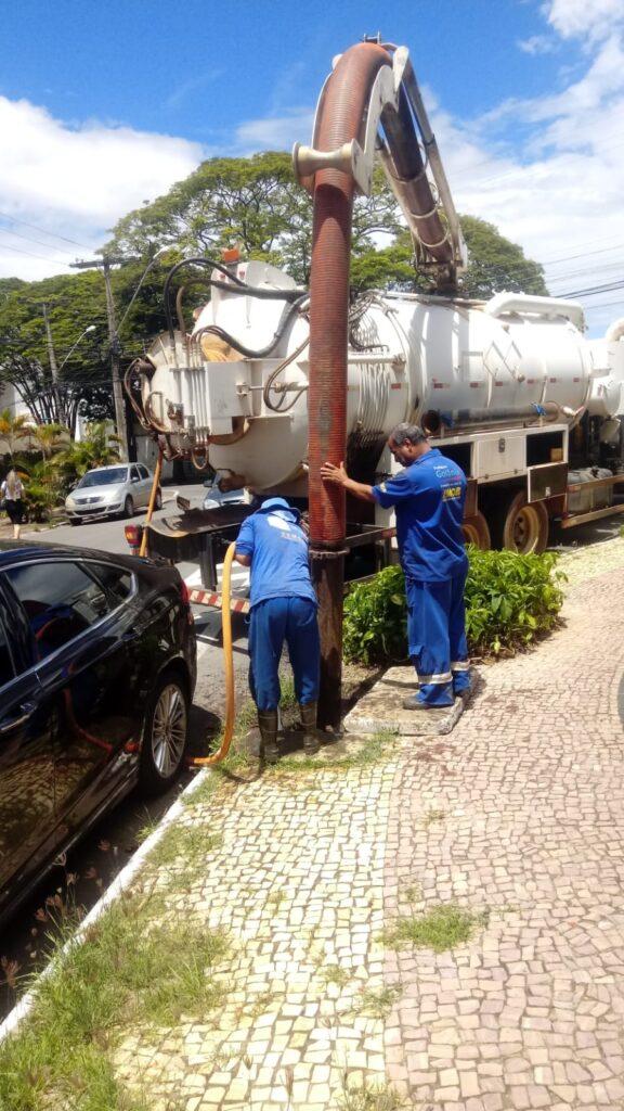 Seinfra realiza serviços de limpeza e recuperação de bocas de lobo no Celina Park, Marista e São Francisco