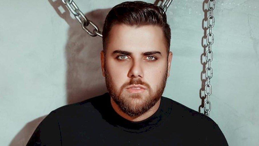 Zé Neto: monilíase oral, famoso sapinho, fez cantor interromper agenda