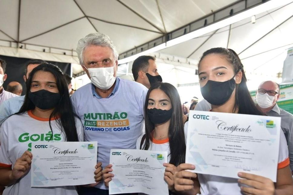 Caiado inova ao criar Secretaria da Retomada