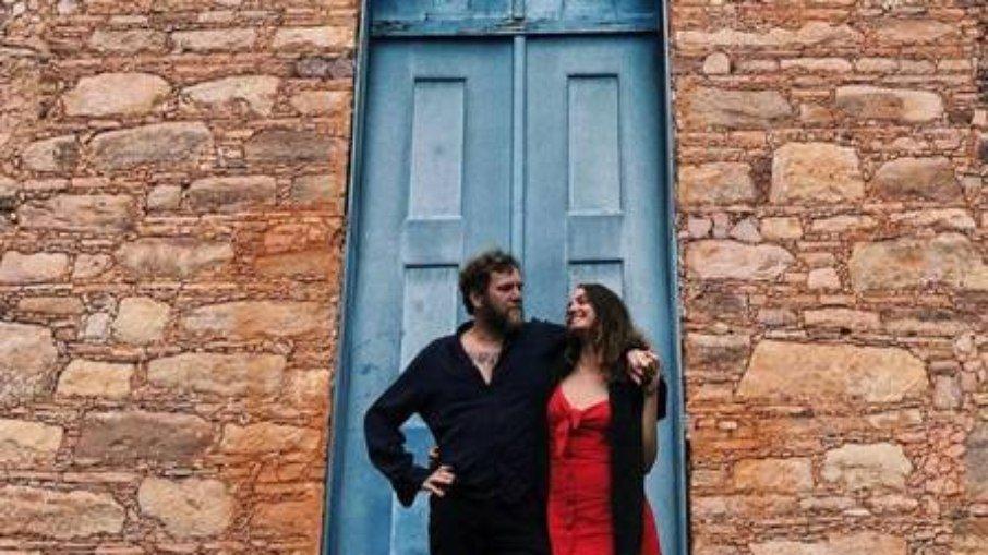 Cantor Otto engata affair com atriz após fim de casamento na pandemia