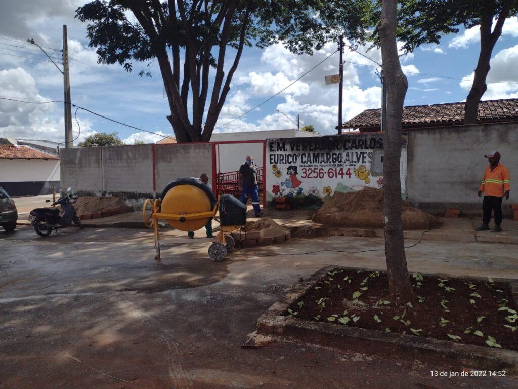Escolas e Cmeis de Goiânia se tornam canteiros de obras