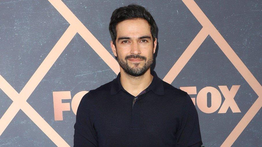 Ex-RBD manda recado para novo elenco: 'Revisem seus contratos'